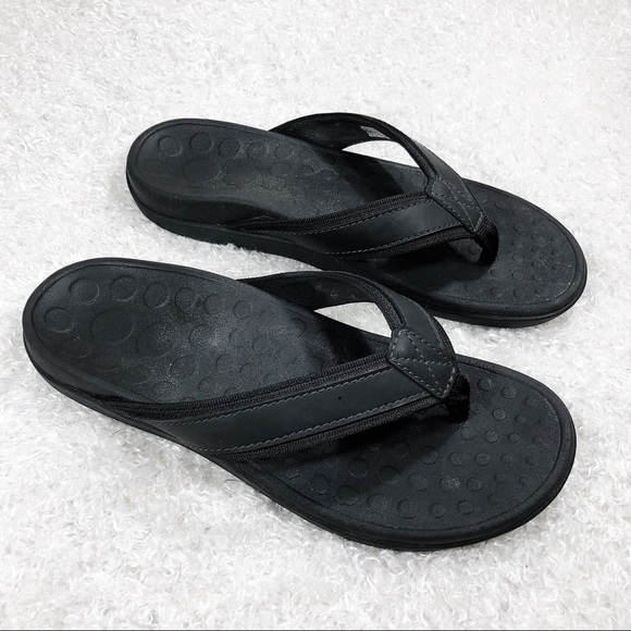 vionic black sandals